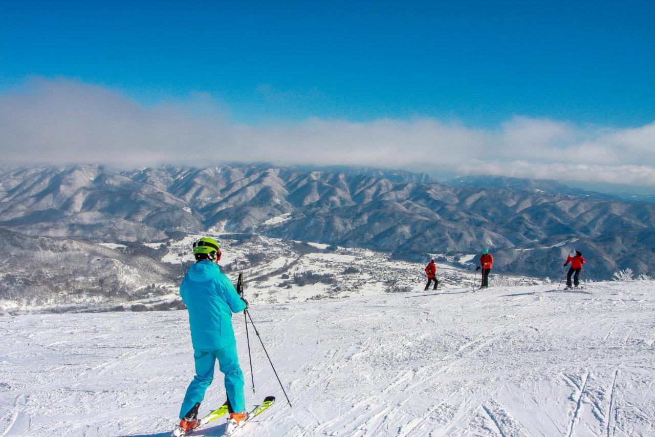 Wadano Gateway Suites & Apartments Hakuba Buitenkant foto